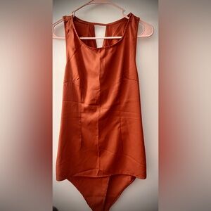 Chic Sleeveless Blouse